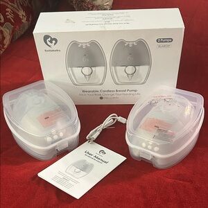 Wearable Cordless Breast Pump - Clear
